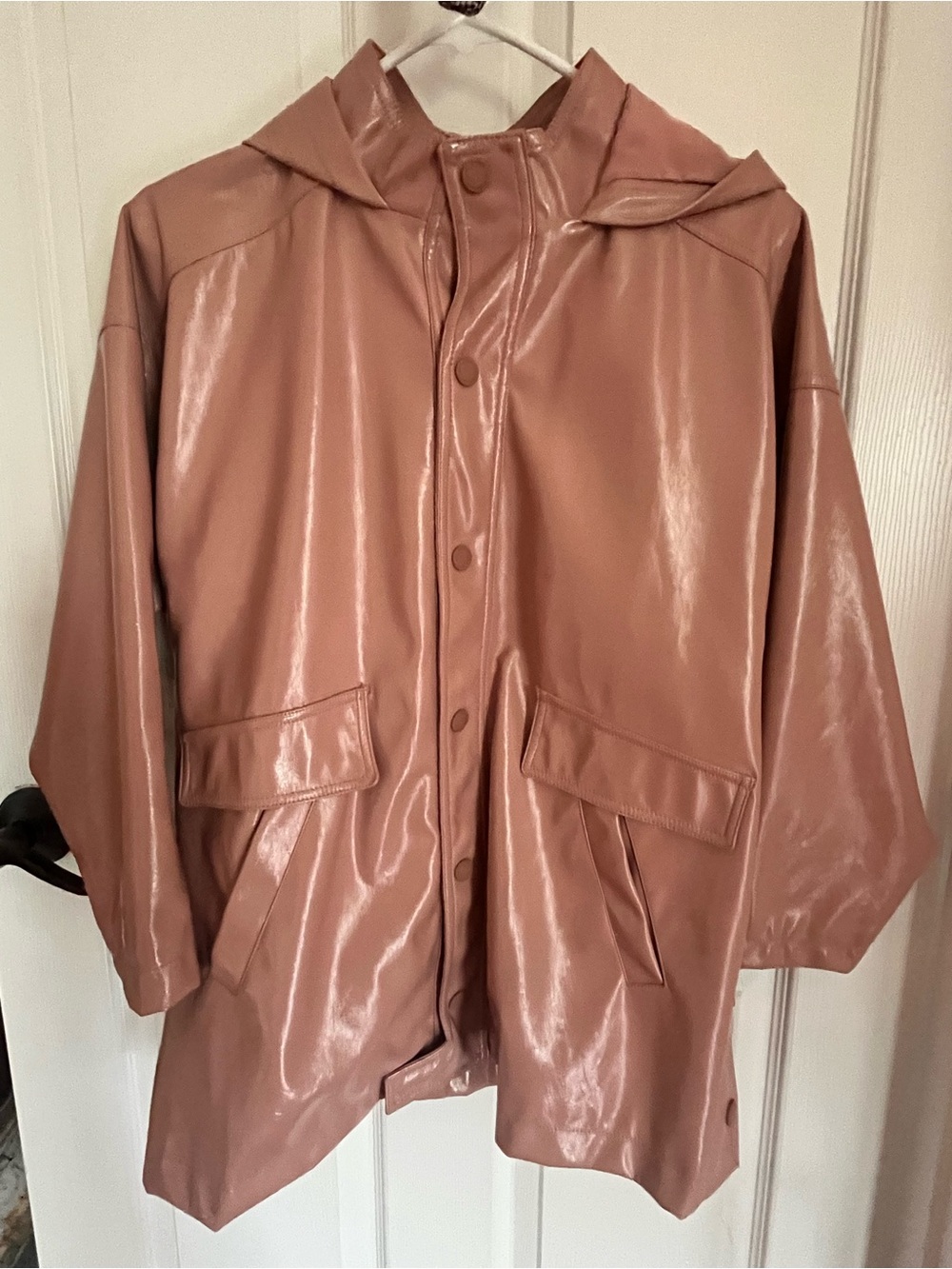 Zara Glossy Mauve Hooded Raincoat/fall jacket. Cute trendy lightweight.